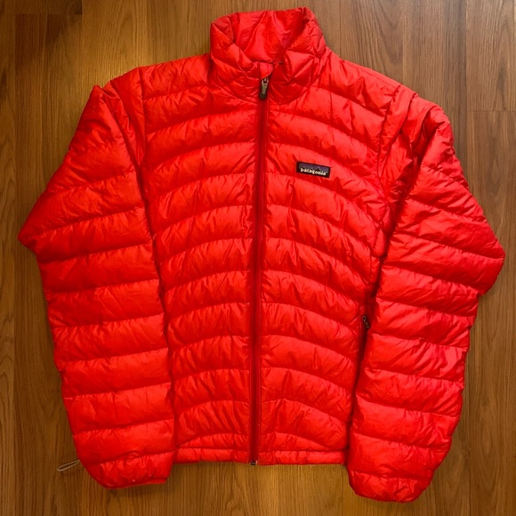 Patagonia Jackets & Blazers - PATAGONIA WOMENS DOWN SWEATER 84682 - SIZE SMALL - VINTAGE RED JACKET OUTERWEAR